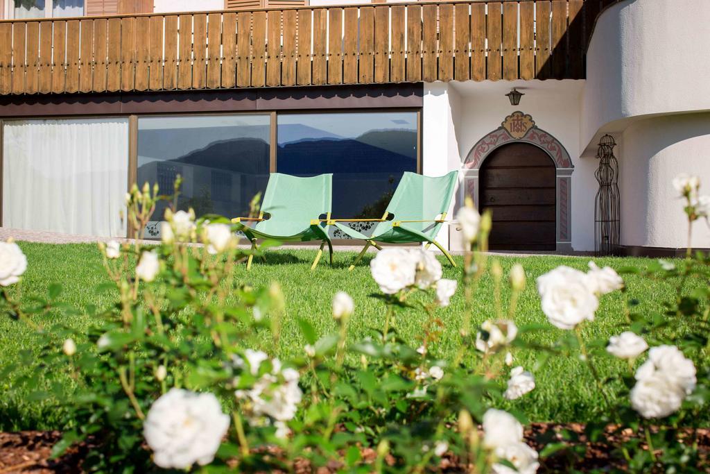 Pension An Der Linde Lagundo Exterior photo